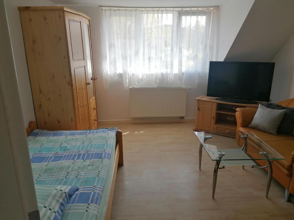 Gaestehaus An Der Warnow Lägenhet Schwaan Exteriör bild